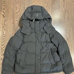 Lululemon Wunder Puff mat black Jacket